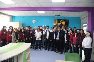 Başkan Çetin Hayırseverlere Plaket Takdim Etti