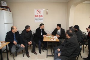 Başkan Çetin Karaağaç Mahallesindeki Vatandaşlarla Bir Araya Geldi