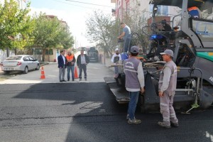 Halide Edip Adıvar Caddesi Asfaltlanıyor