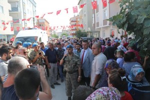 Kapaklı Kahraman Gazimizi Bağrına Bastı