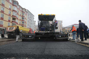 Pınar Bulvarımızda Sıcak Asfalt Çalışmaları Başladı