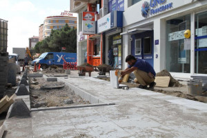 Pınar Bulvarında Çalışmalar Hızla Sürüyor