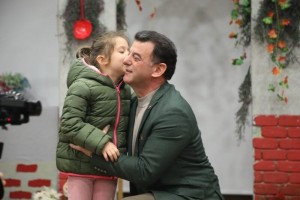 “Üreten Köy Müzikali” Adlı Tiyatro Oyunu Çocuklar İçin Sahnelendi