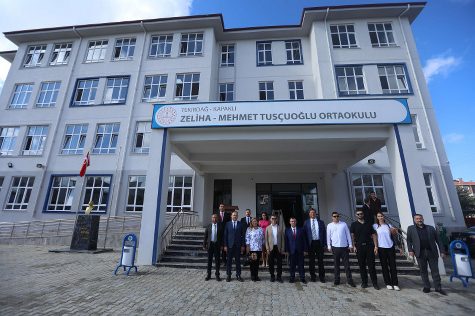 Başkan Çetin, Zeliha Mehmet Tusçuoğlu Ortaokulu Açılış Törenine Katıldı