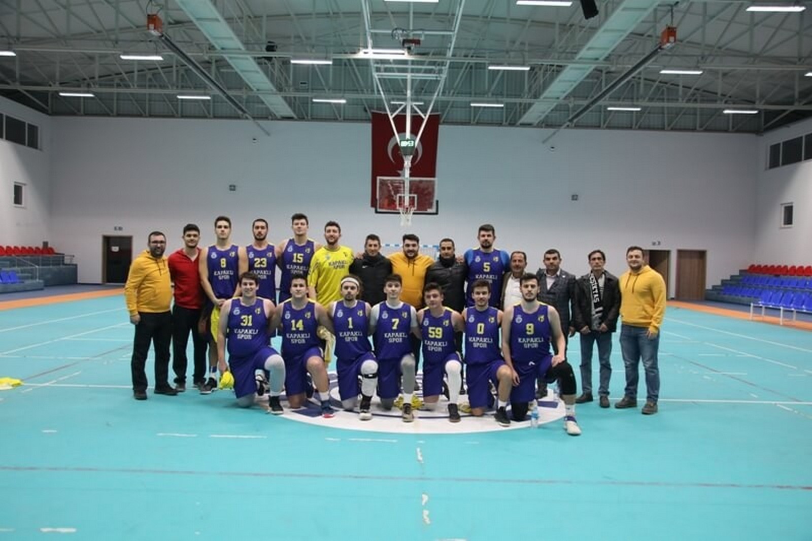 Basketbolda Kazanan Kapaklı Oldu