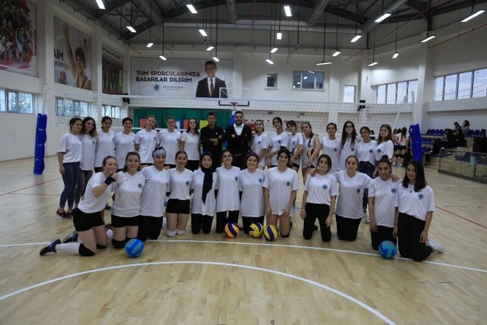 Kapaklı Belediyesi Voleybol Takımı Hazırlık Maçına Çıktı