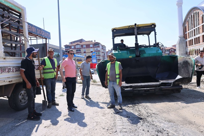 Kapaklı Genelinde Sıcak Asfalt Yol Çalışmaları Devam Ediyor