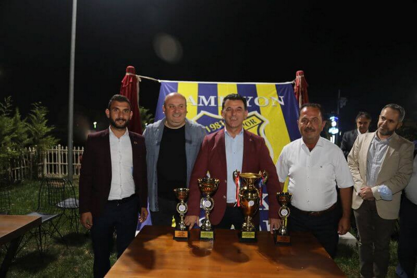 Şampiyon Kulüplerimize Kupaları Teslim Edildi