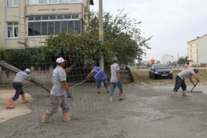 4 Sokakta Beton Yol Yapımı Tamamlandı