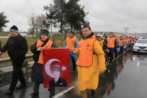 Başkan Çetin 57.Alay Yürüyüşüne Katıldı