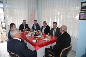 Başkan Çetin Kapaklı Sosyal Yardımlaşma ve Dayanışma Derneğini Ziyaret Etti