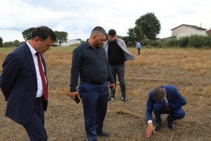 Başkan Çetin Pınarça Mahallesinde İncelemelerde Bulundu