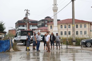 Başkan Çetin, Üstyapı ve Altyapı Çalışmalarını İnceledi