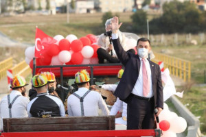 Cumhuriyet Coşkusunu Bando Eşliğinde Kentimizi Cadde Cadde Gezerek Hep Birlikte Kutladık