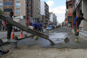 Pınar Bulvarında Çalışmalar Hızla Sürüyor