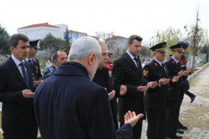 Şehitlerimizi Rahmet, Minnet ve Duayla Andık
