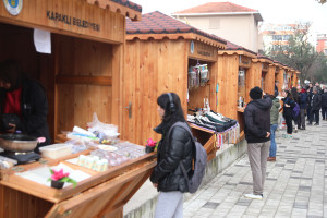 Üreten Kadınlar Canbazlar Caddesi’ndeki Stantlarda Satışa Başladı