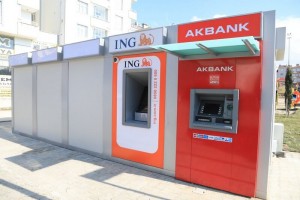 Vatan Caddesinde Banka ATM'leri Yer Almaya Başladı
