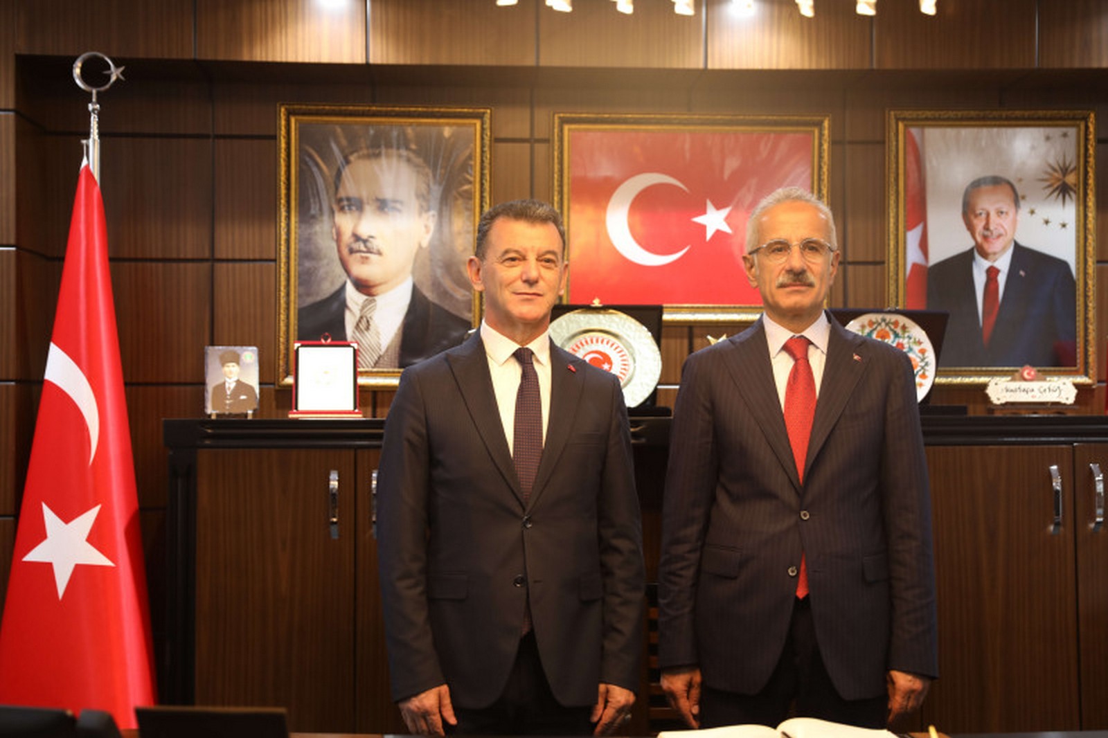 Ulaştırma ve Altyapı Bakanı Abdulkadir Uraloğlu’ndan Belediyemize Ziyaret