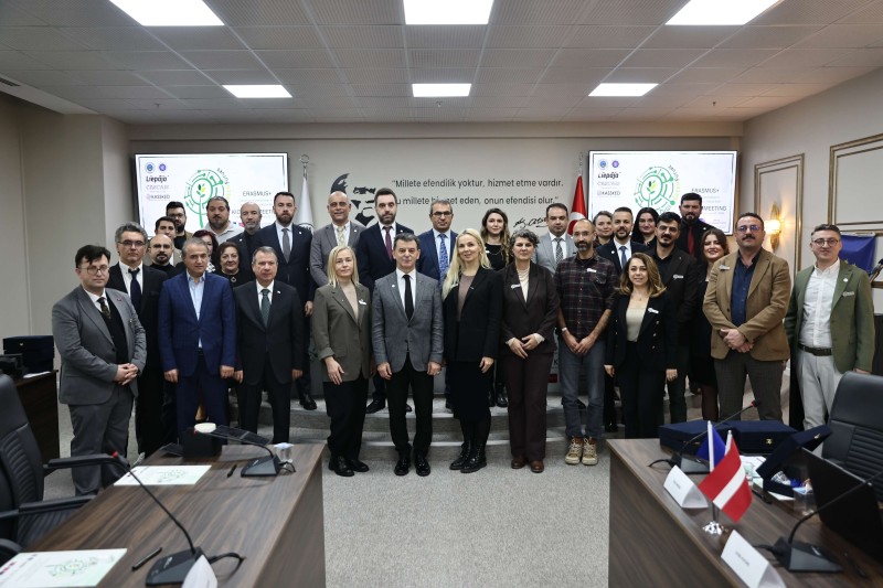 Yerel Yeşil Gelecek için Vatandaş Odaklı Dijital Dönüşüm(Digi-Green Future) Projesinin Açılış Toplantısı Gerçekleştirildi